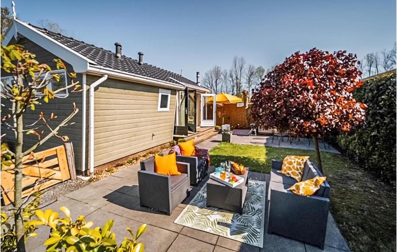 3 Bedroom Pet Friendly Home In Tzummarum Exterior photo